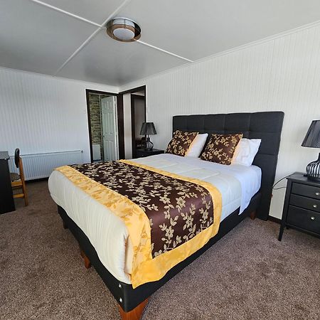 Hotel Forjadores Del Cabo De Hornos Пуерто Уилямс Екстериор снимка