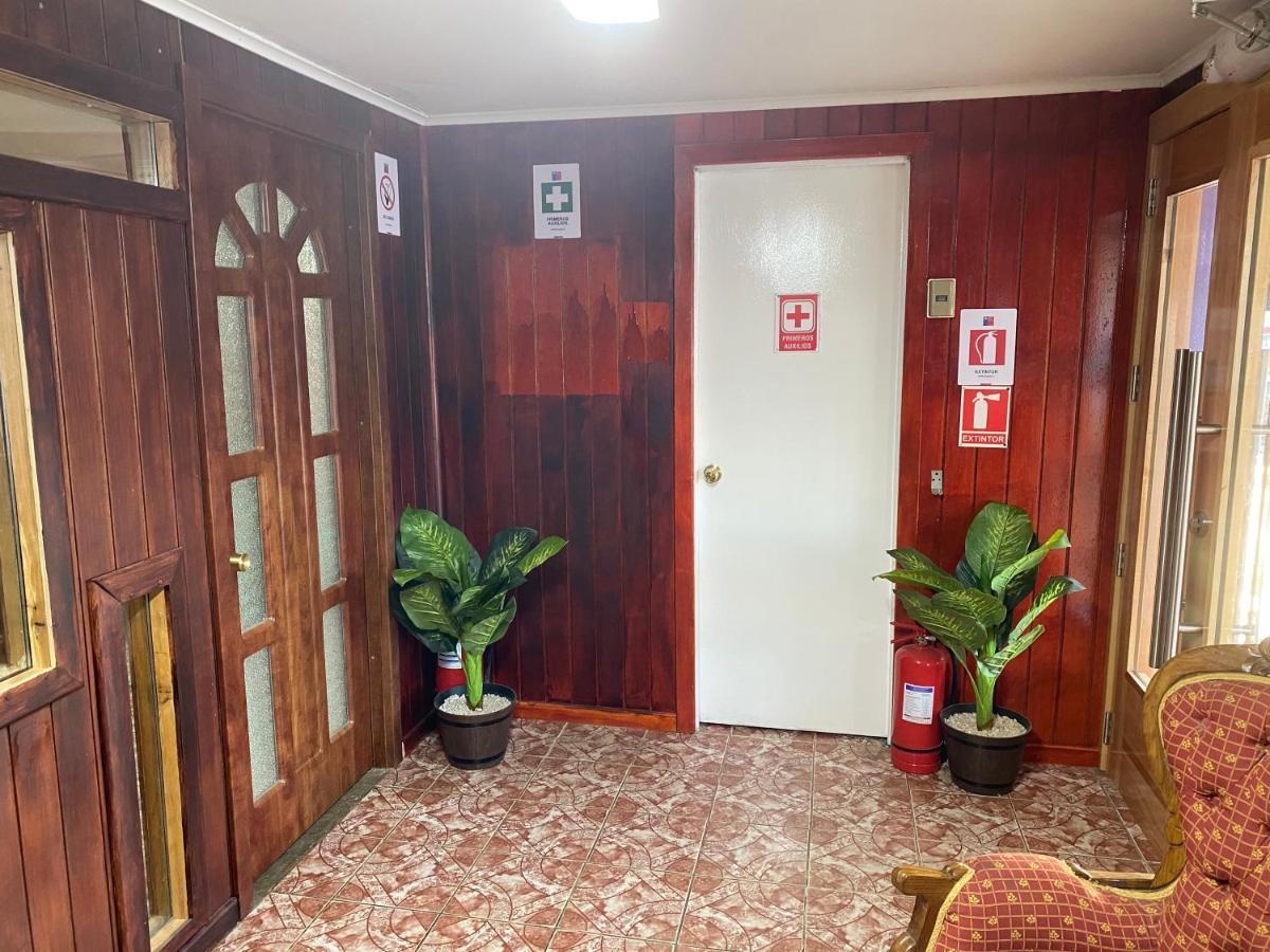 Hotel Forjadores Del Cabo De Hornos Пуерто Уилямс Екстериор снимка
