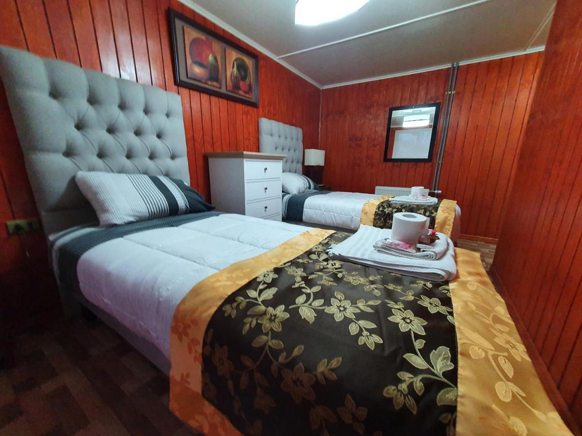 Hotel Forjadores Del Cabo De Hornos Пуерто Уилямс Екстериор снимка