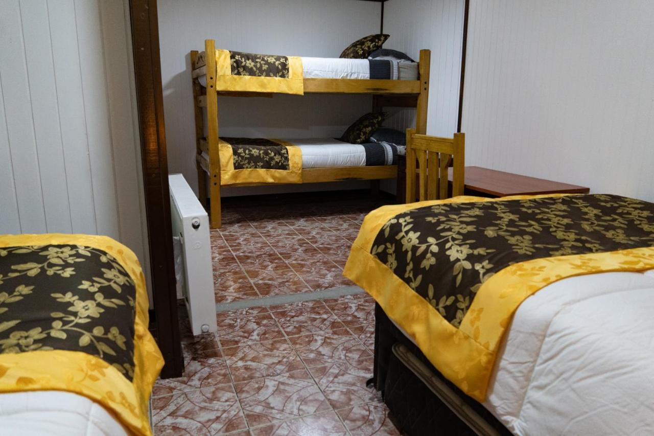 Hotel Forjadores Del Cabo De Hornos Пуерто Уилямс Екстериор снимка